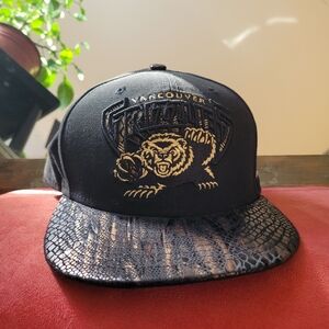 2012 Hardwood Classic Vancouver Grizzlies Black/Gold Fitted New Era Cap 7 1/2
